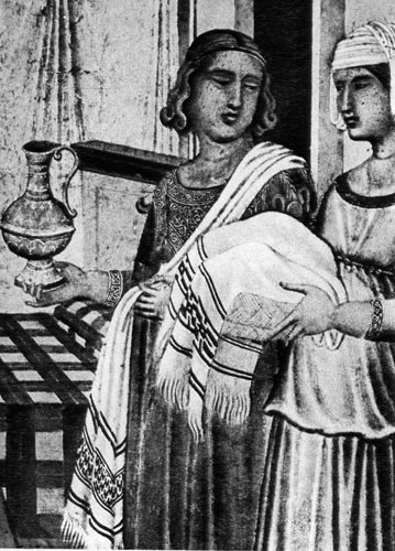 743. Пьетро Лоренцетти, Рождество богородицы (фрагмент). Шарф появляется как деталь женского костюма уже в эпоху Ренессанса. Льняная полоска материи с вытканным по краям узором и бахромой служила также в качестве полотенца или скатерти. 