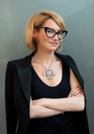 Эвелина Хромченко - как собрать базовый гардероб